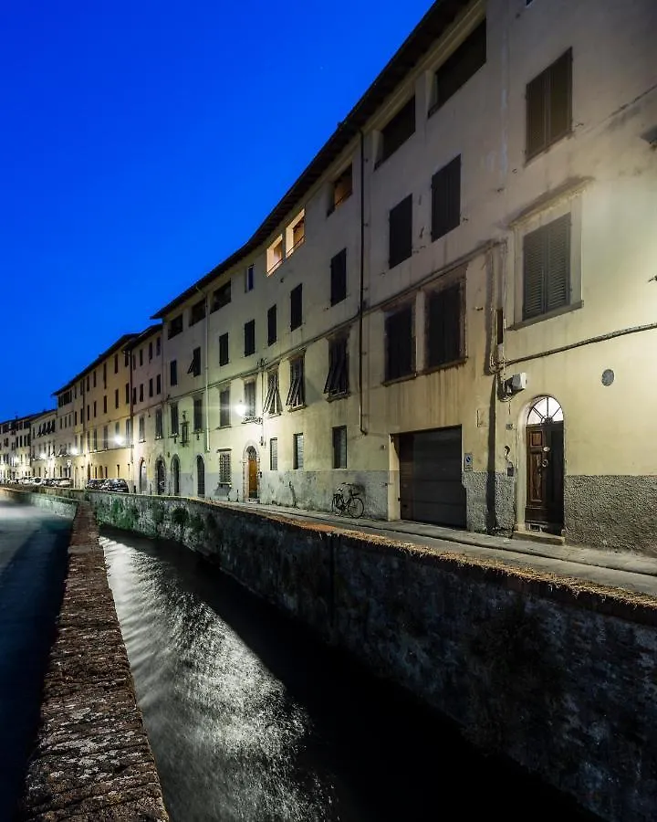 La Gemma Di Elena Bed & Breakfast Lucca 2*,  Italy