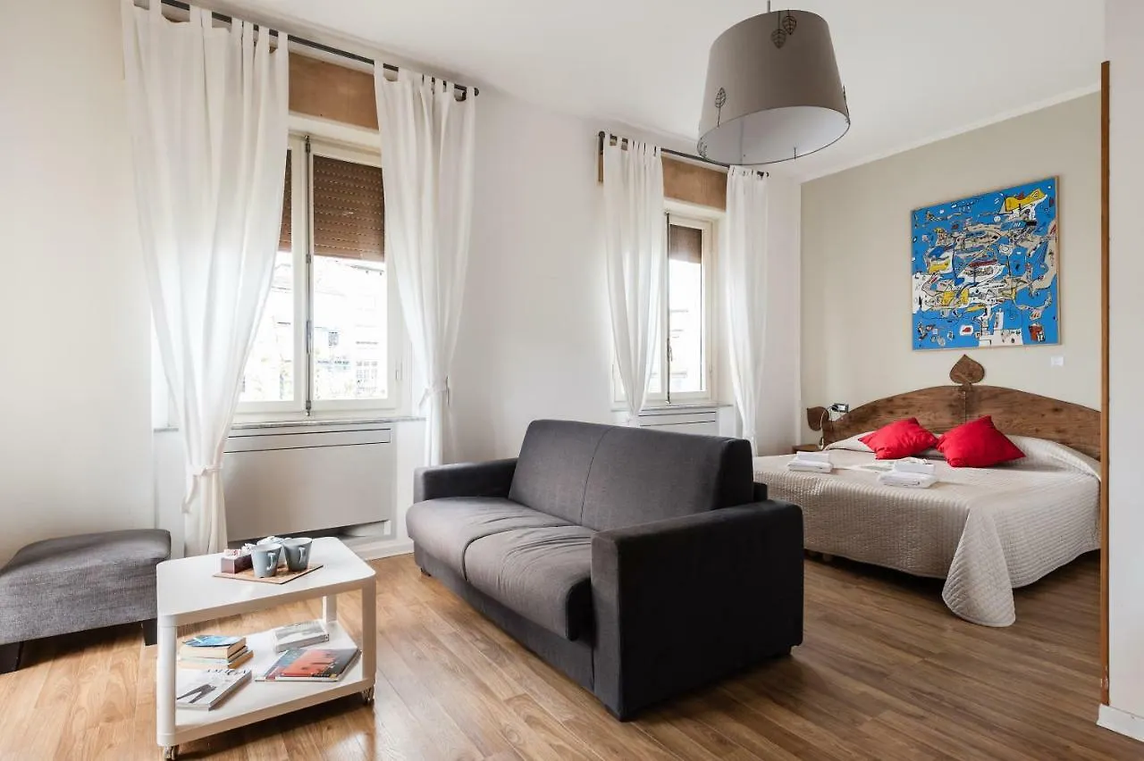 **  La Gemma Di Elena Bed & Breakfast Lucca Italy